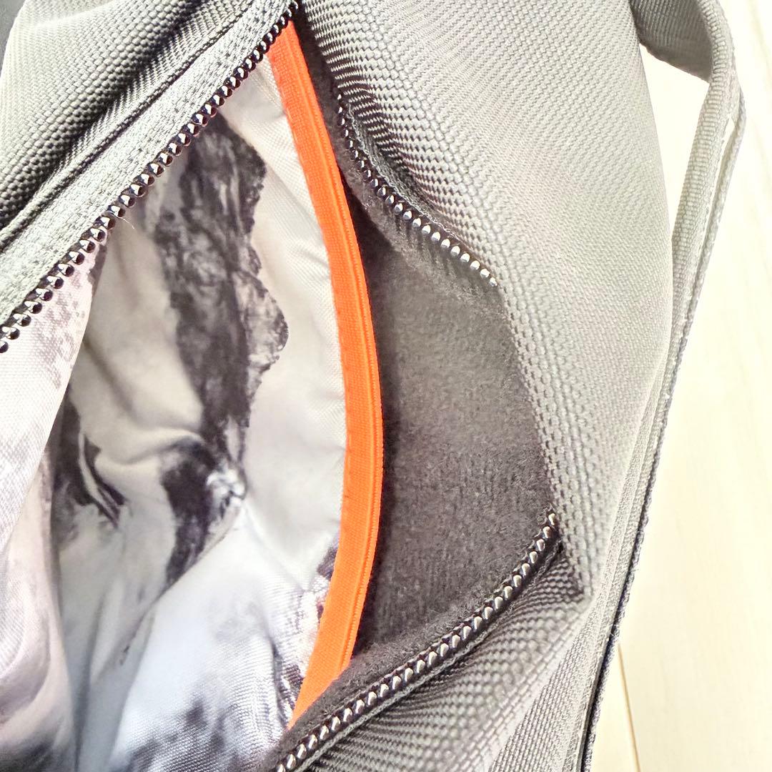 MAMMUT Xeron Messenger 14ブラック ショルダーバッグ