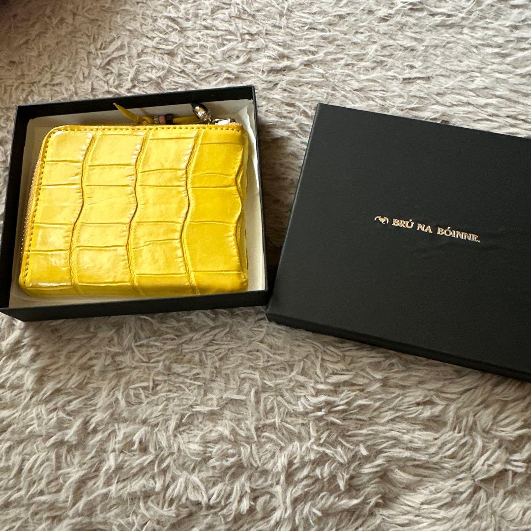 ブルーナボイン　クロコダイル　スモールウォレット　イエロー　新品