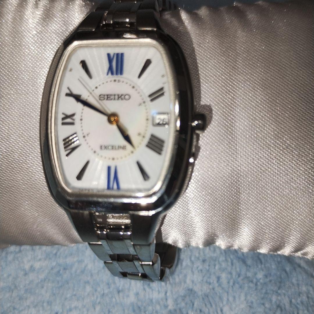 希少セイコーSEIKOエクセリーヌEXCELINE　白蝶貝チタン定価132000