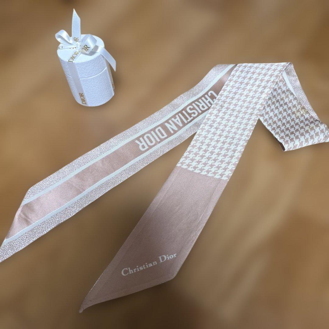 ディオール　ツイリー　スカーフ　MONTAIG シルク　Dior