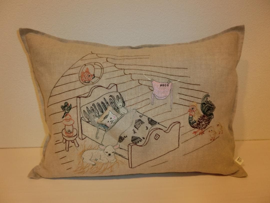 新品・美品　 Coral & Tusk クッションカバー きょうの猫村さん