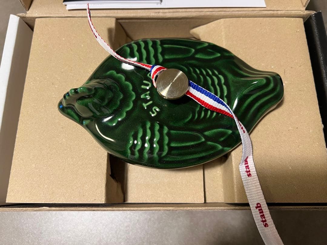 完売品　レア　ストウブ　スモールチキン 11 cm バジルグリーン