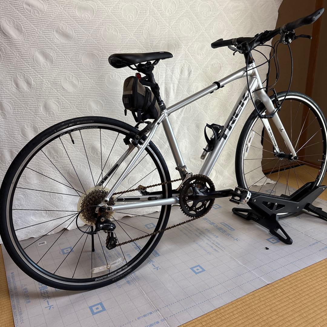 #TREK2017年モデル　FXS4 #クロスバイク シルバー