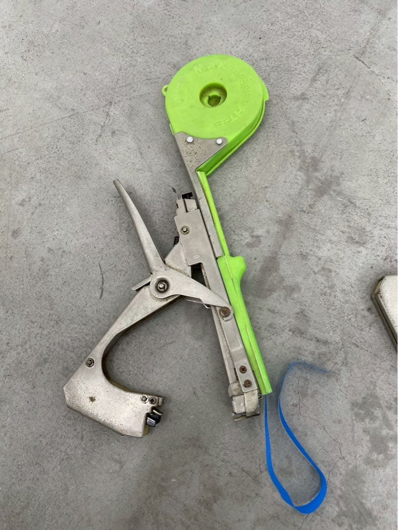 【名機】MAX マックス 園芸用結束機 テープナー HT-B 2台セット