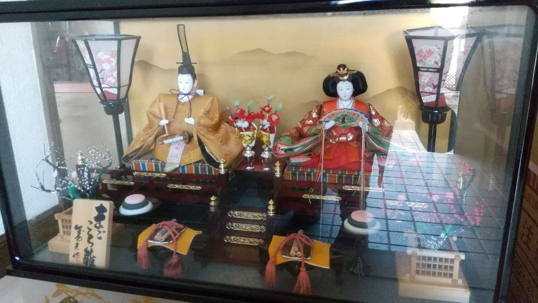 雛人形 ケース入り 伝統的装飾