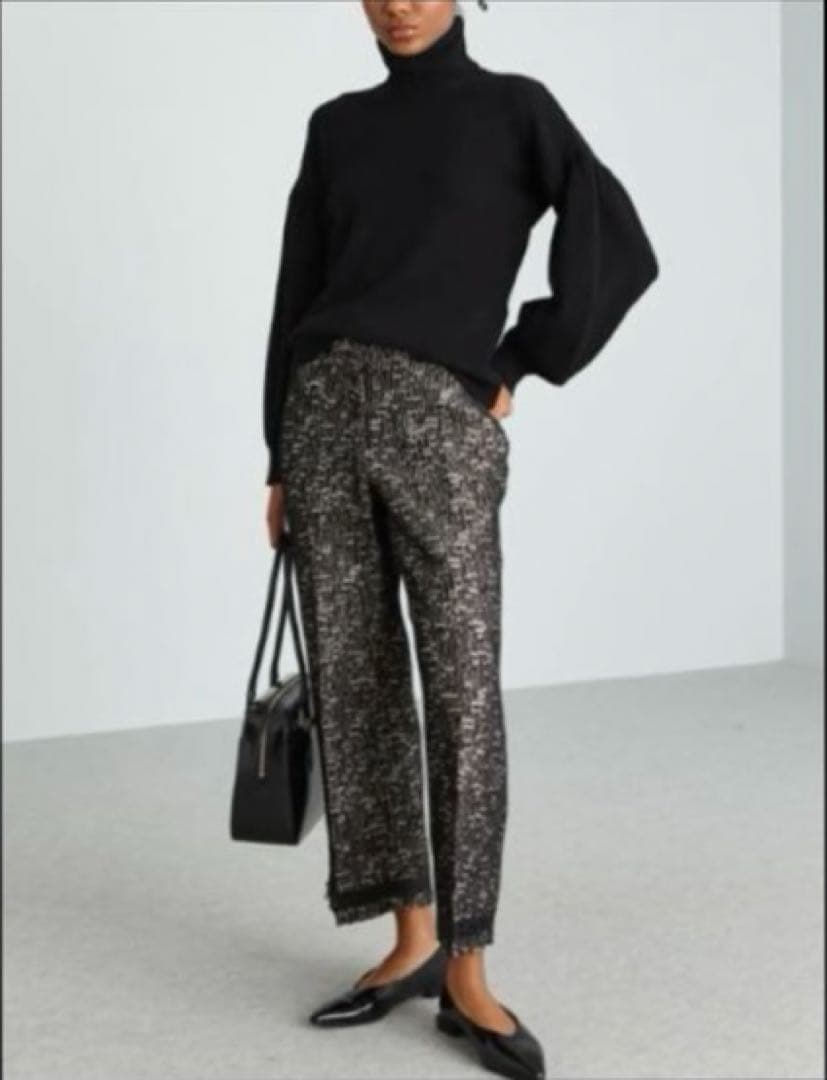 マックスマーラ　ハイネックニット　ブラック　美品