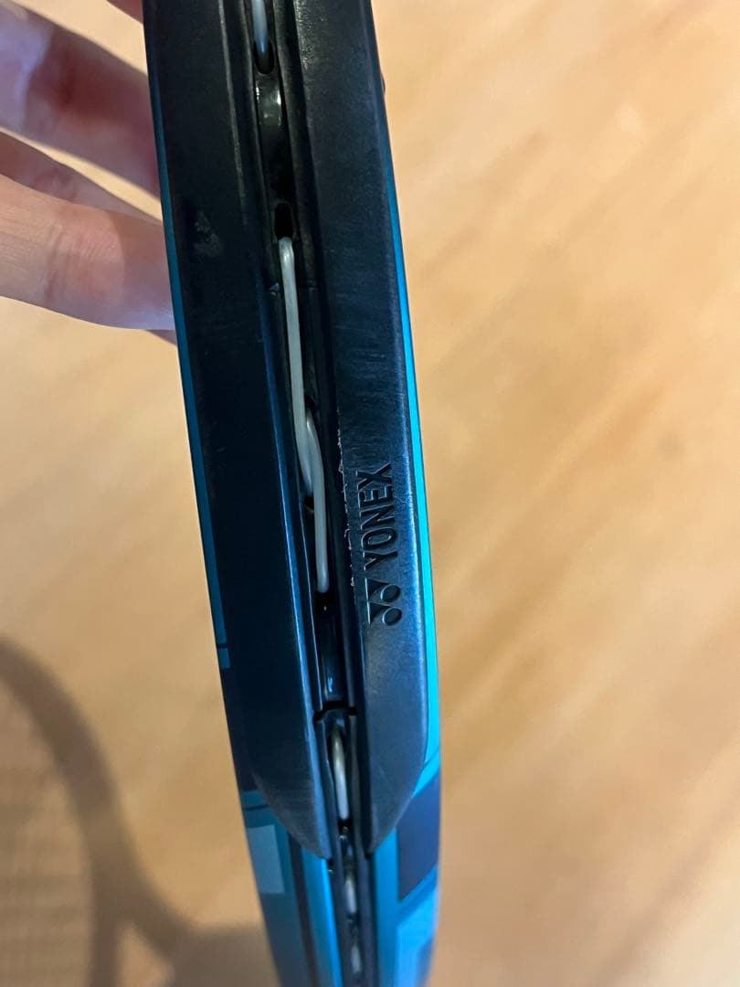 YONEX EZONE 100L 硬式テニスラケット