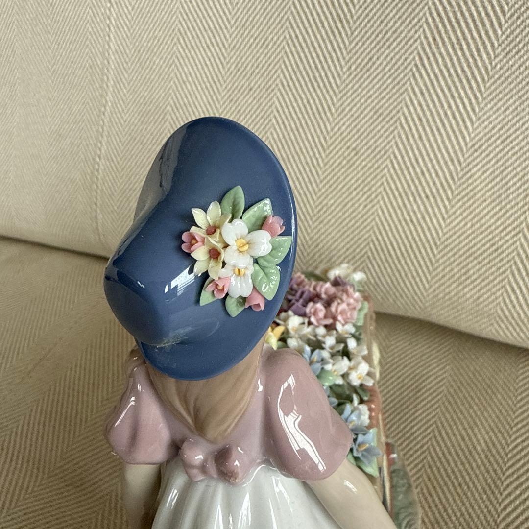 美品　Lladro リヤドロ 可愛いお花屋さん 6521 フィギュリン