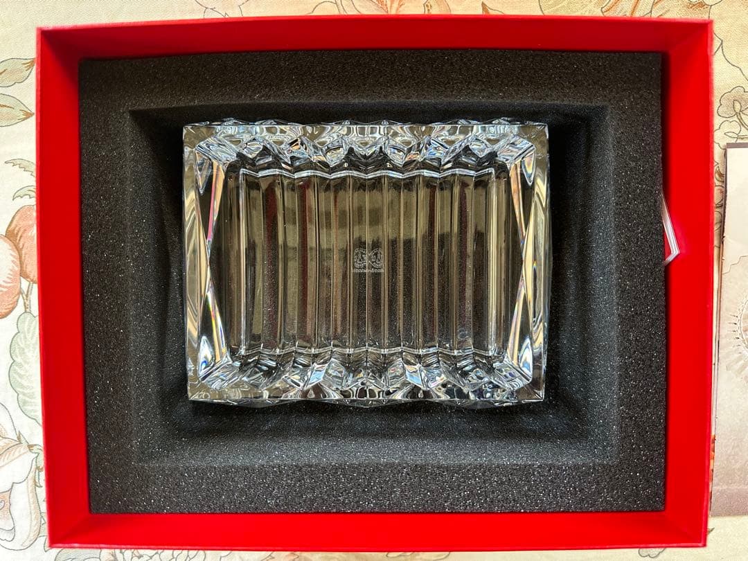 値下未使用Baccarat クリスタルトレイ ルクソール　16cm x 13cm