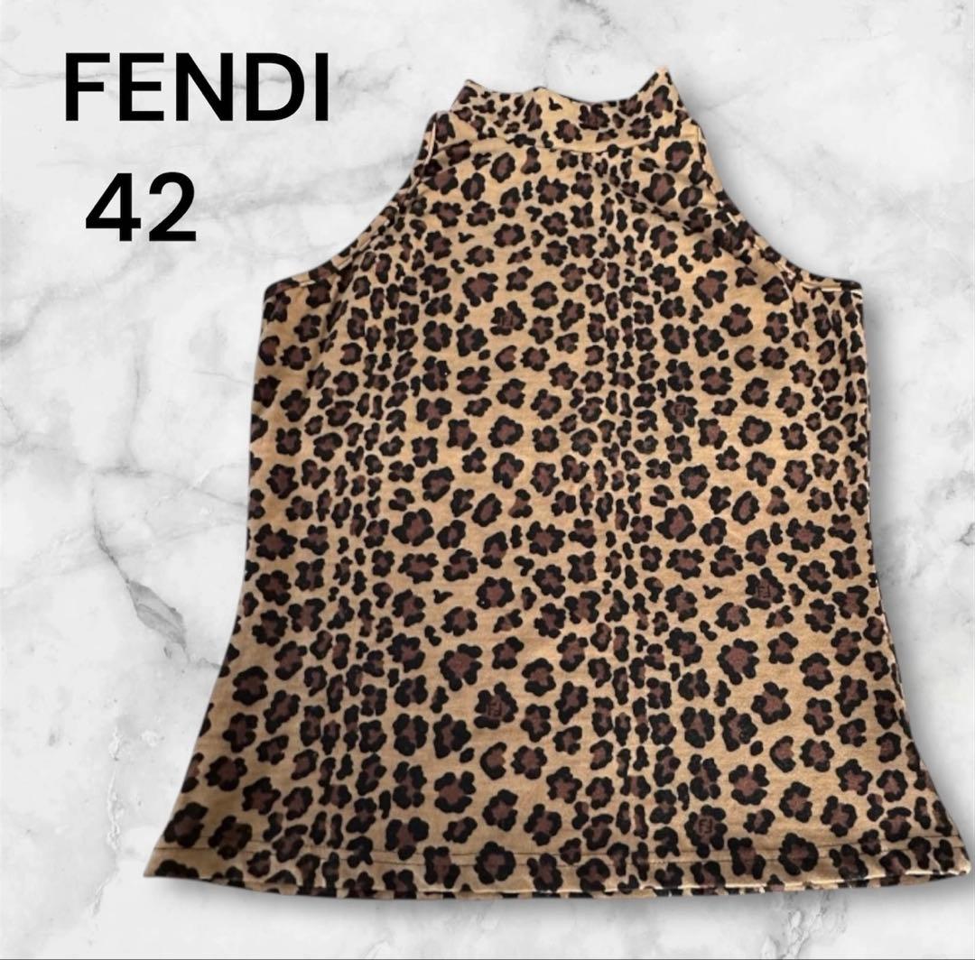 【新品未使用】FENDI　フェンディ　タンクトップ　トップス　サイズ42