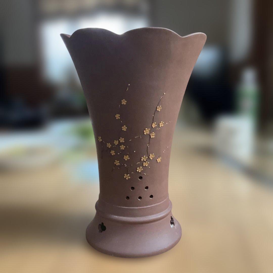 宜興陶器、花模様フラワーベース