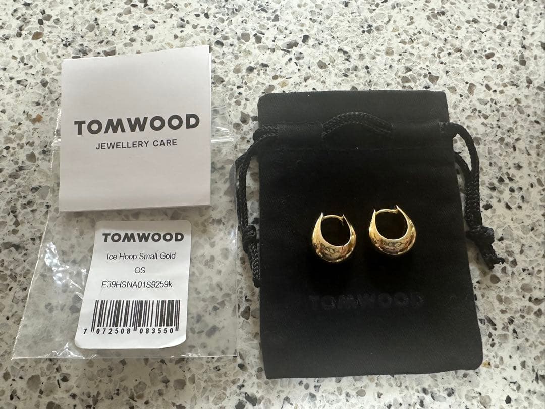 TOM WOOD トムウッド Ice Hoop Small Gold ピアス