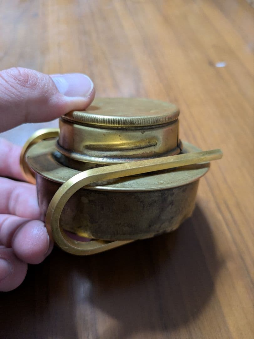 スウェーデン軍　アルコールストーブ　真鍮　五徳セット　軍幕　ブッシュクラフト