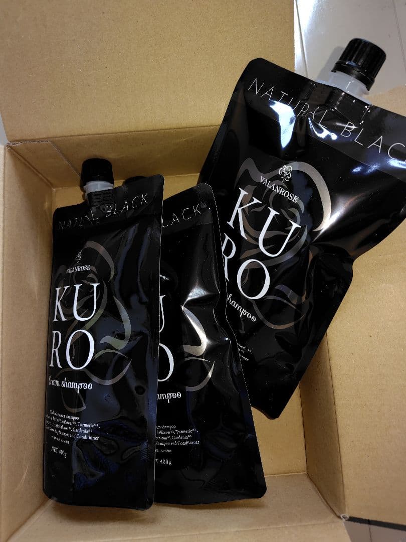 KURO ナチュラルブラック カラーシャンプー 400g