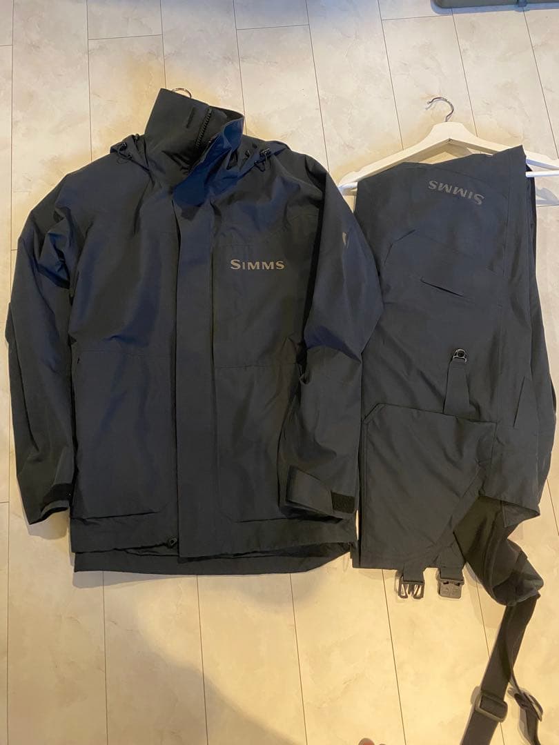 SIMMS チャレンジャービブ