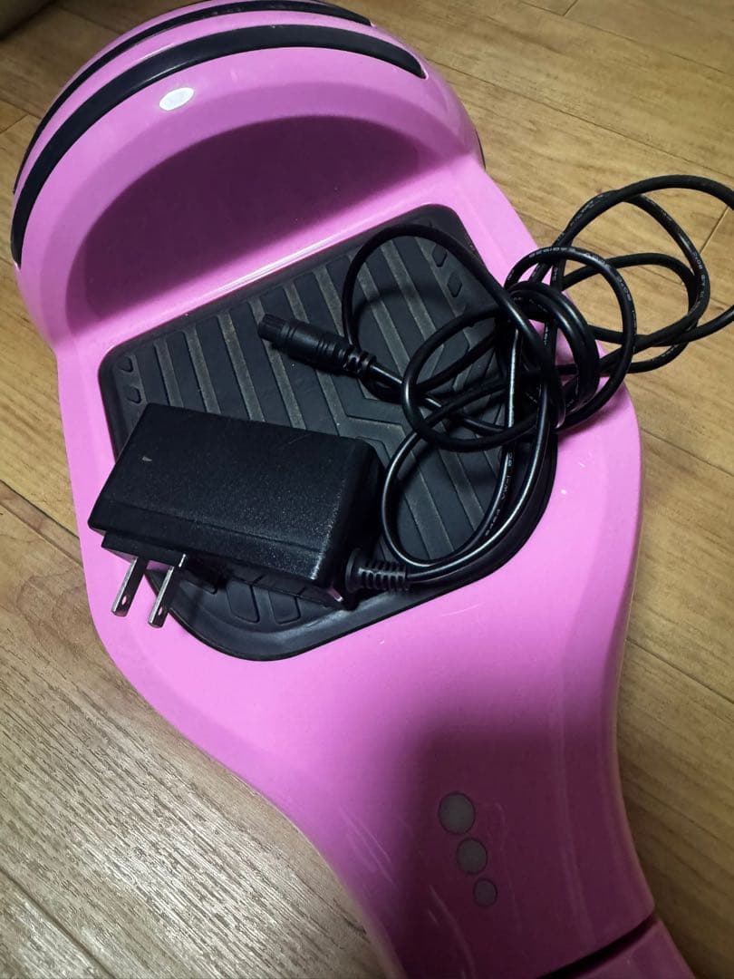 ピンク 電動スケボー LEDライト付き