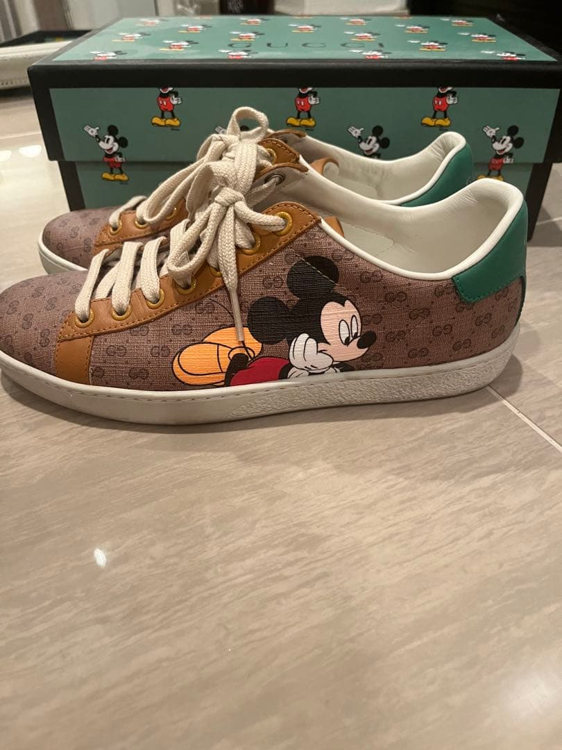 【美品】GUCCI ミッキーマウス スニーカー