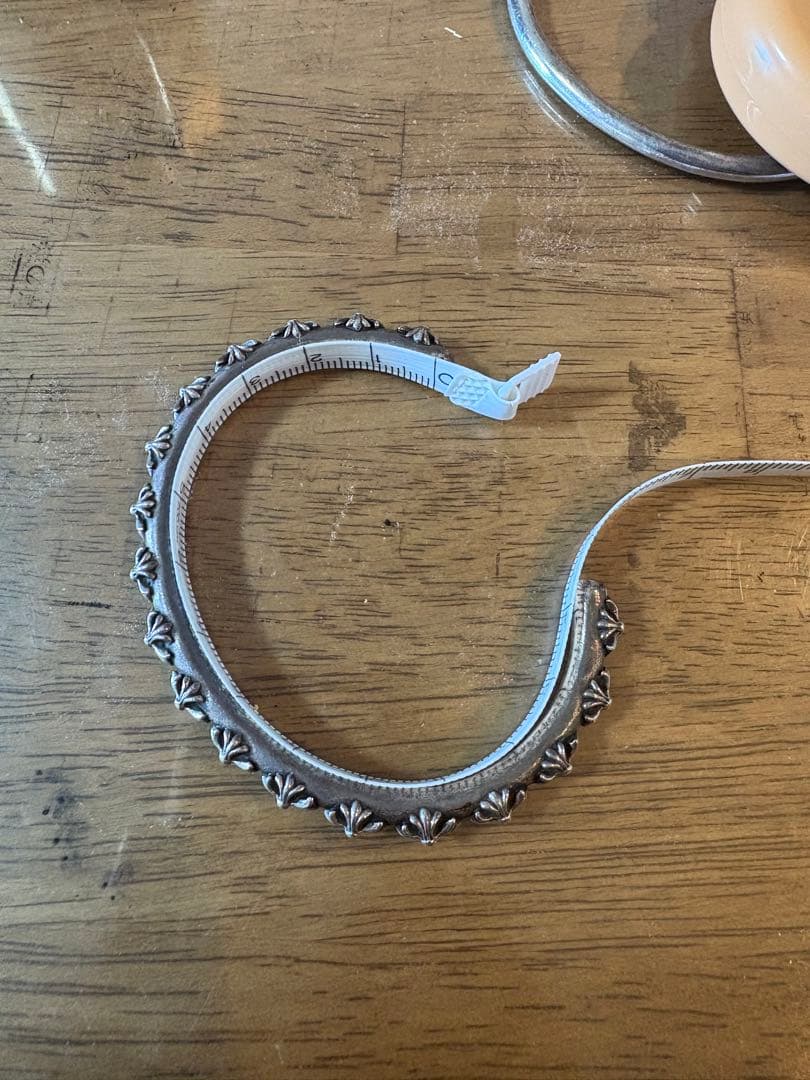 【あんしん鑑定付き】クロムハーツ クロスバンド シルバーバングル