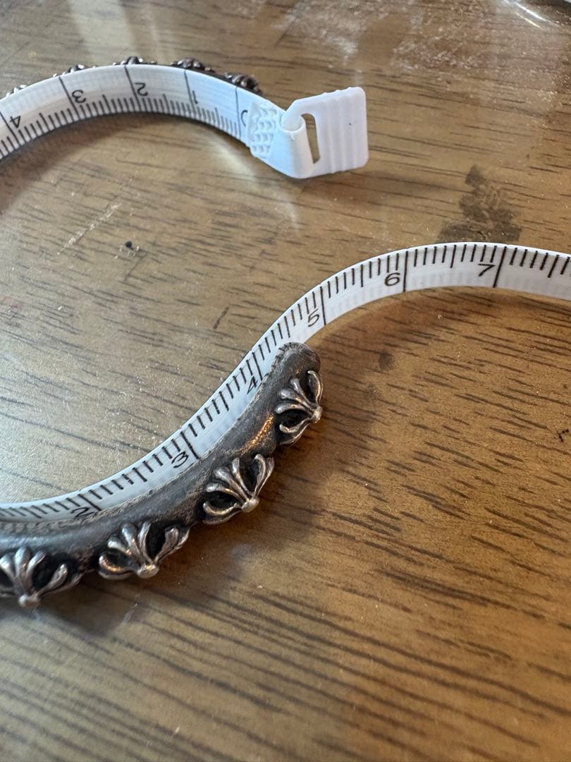 【あんしん鑑定付き】クロムハーツ クロスバンド シルバーバングル