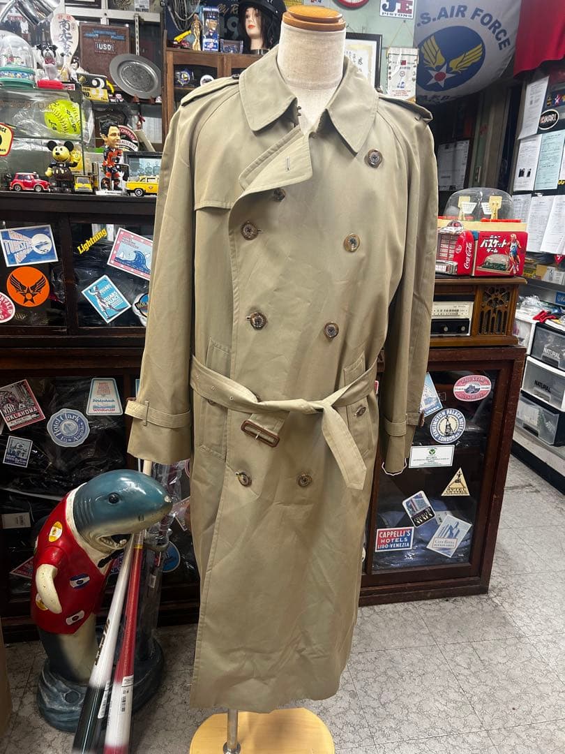 バーバリー　ベージュ トレンチコート ダブルブレスト