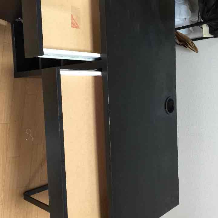 値引きしました‼️お子様の勉強机や書斎にどうですか？