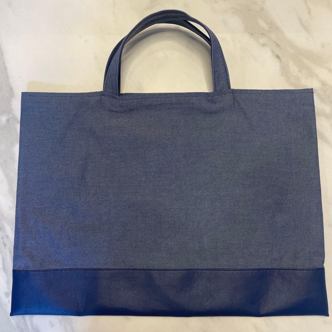 【本日限定価格】ファミリア　ミュベール　刺繍デニムトートバッグ