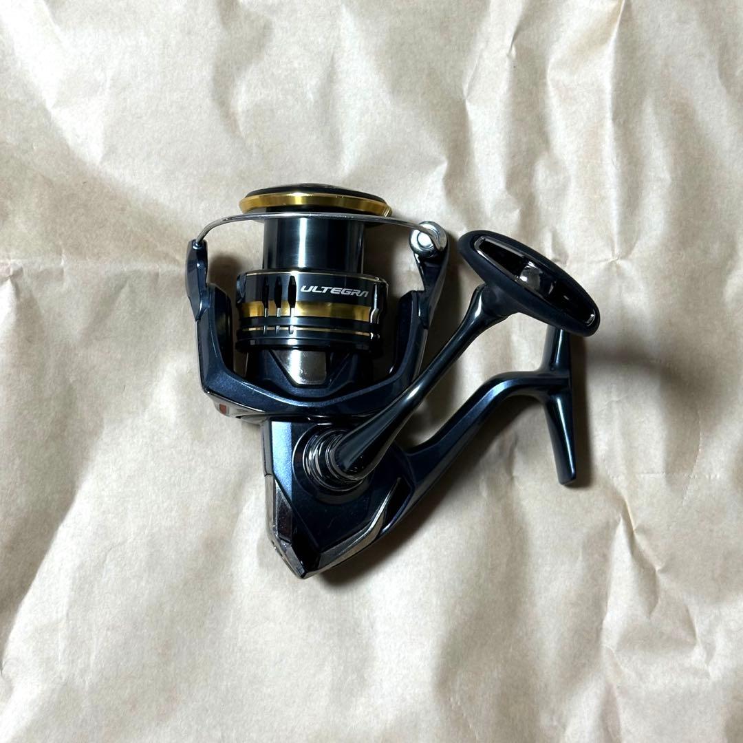 SHIMANO ULTEGRA C3000HG スピニングリール