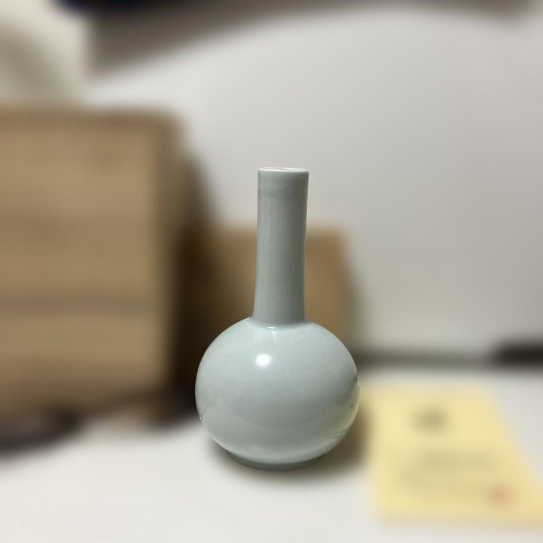 韓国人間国宝 池順鐸作 青磁　花瓶　共箱