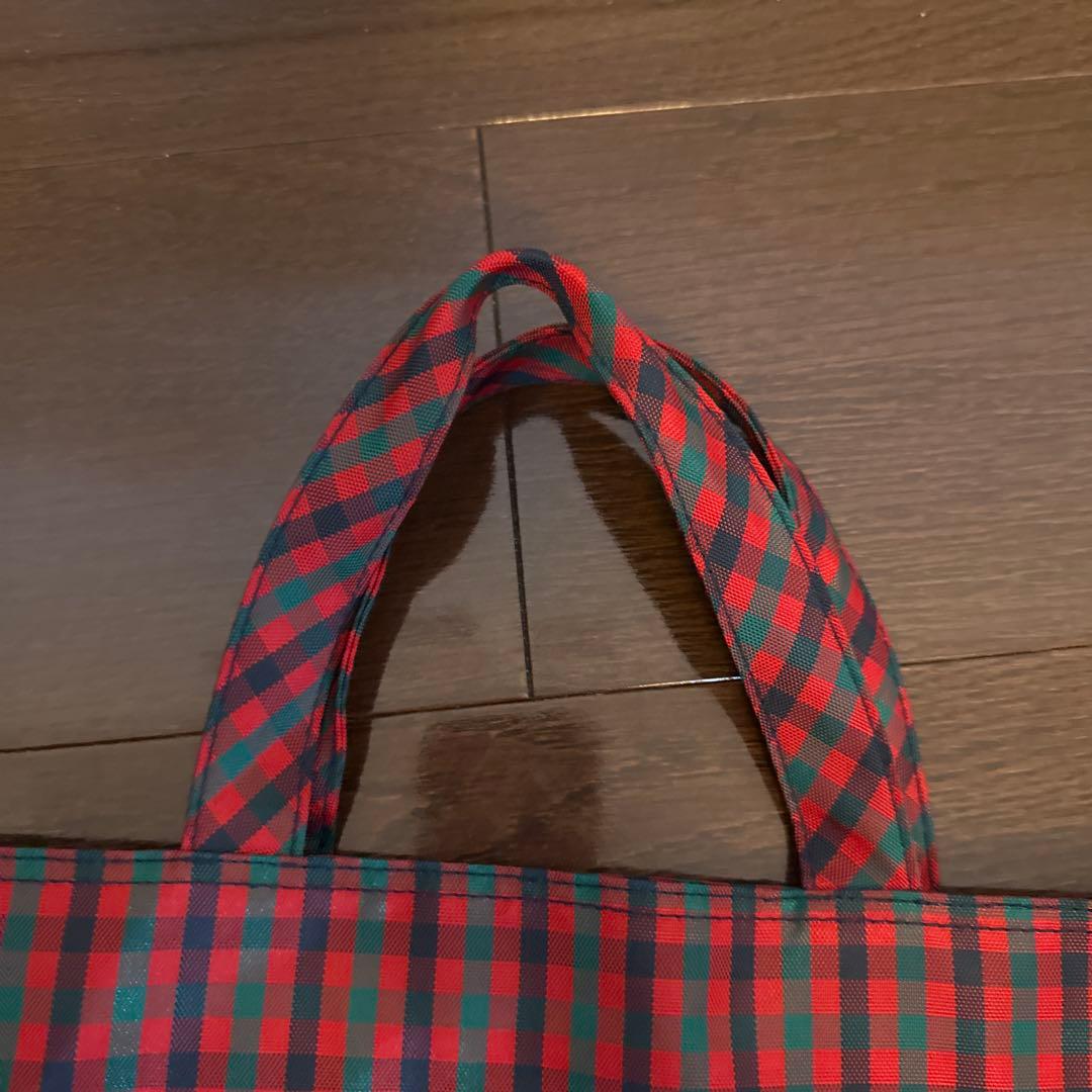 ファミリアチェックで人気のトートバッグ