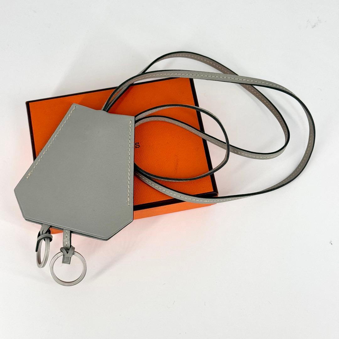 美品 HERMES クロシェット ネックレス グレー キーリング レザー □C