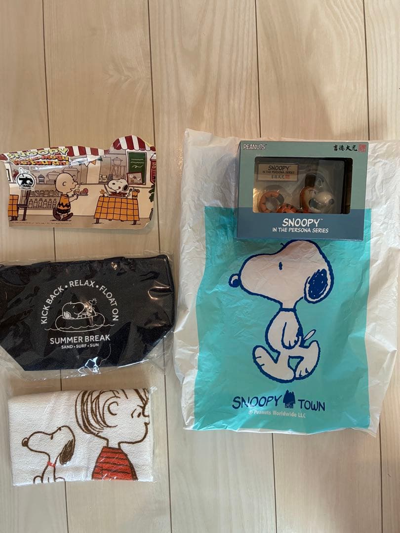 期間限定価格！スヌーピーペルソナ　寅年　吉徳大光　タオル　保冷バックの3点セット