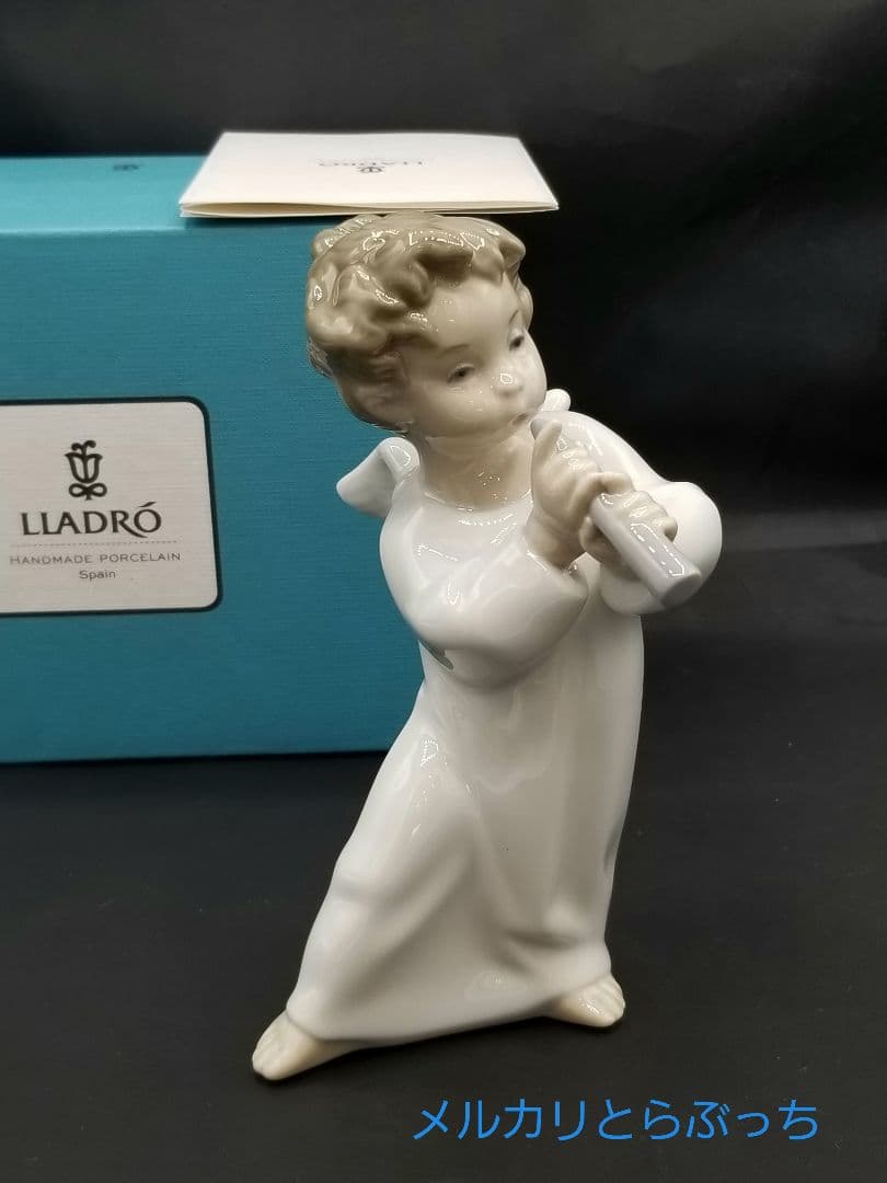 リヤドロ　天使　置物