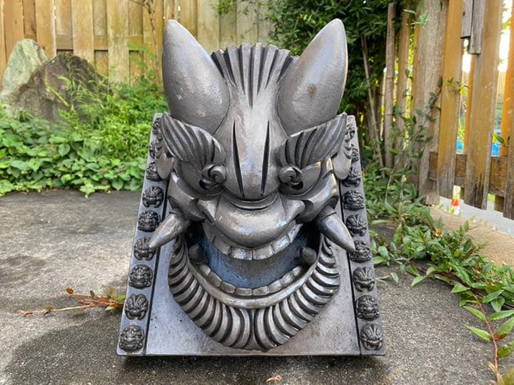 大幅値下げ！鬼板師が制作した手作りの鬼瓦です。