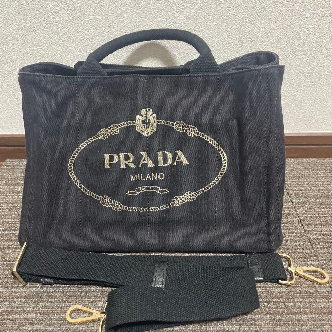 PRADA ブラック 黒 カナパ M