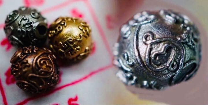 【限定1】チャーミングヒプノティックボール 3色　　ブレスレット