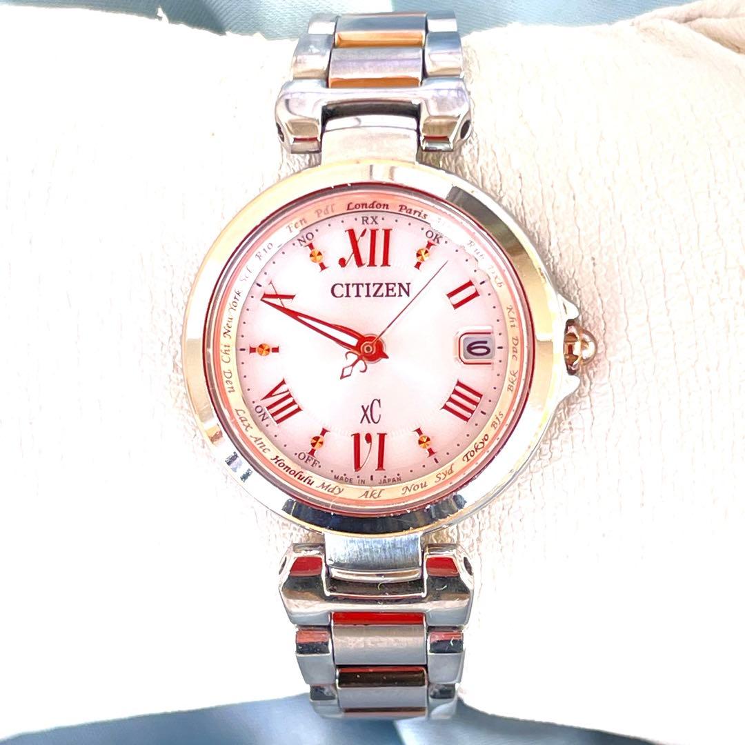 美品❣クロスシーxC H240　ペールピンク文字盤　ハッピーフライト　稼働