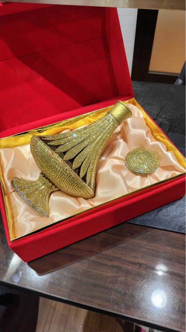 デコレーショントラディション