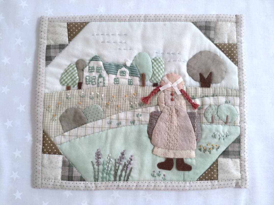 【レア】赤毛のアン　パッチワーク　タペストリー　ハンドメイド