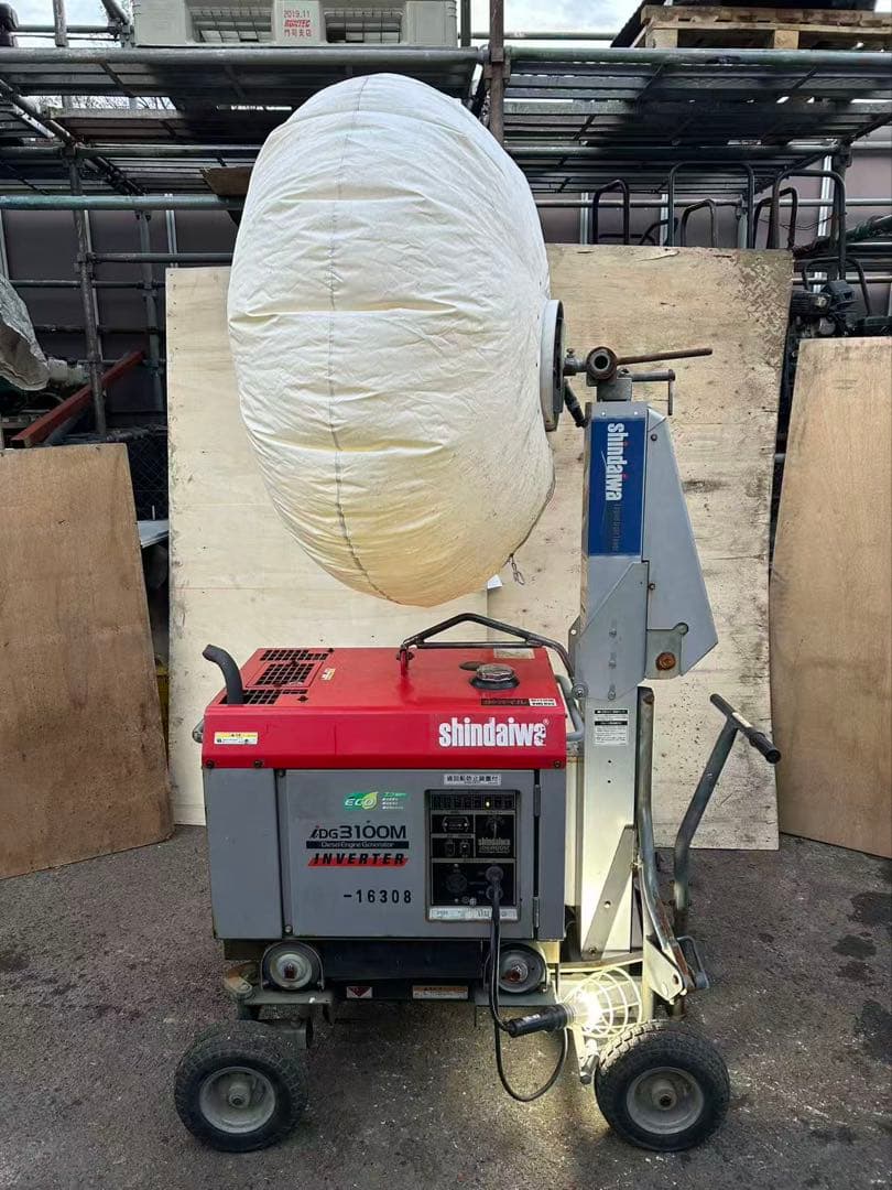 IDG3100M ディーゼル発電機　投光器付き動画あり （B872)
