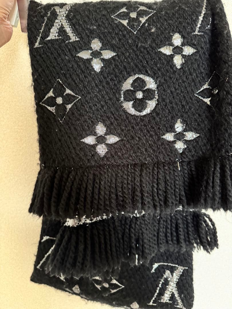 専用ルイヴィトン☆ニットマフラー ロゴ入り フリンジ付き