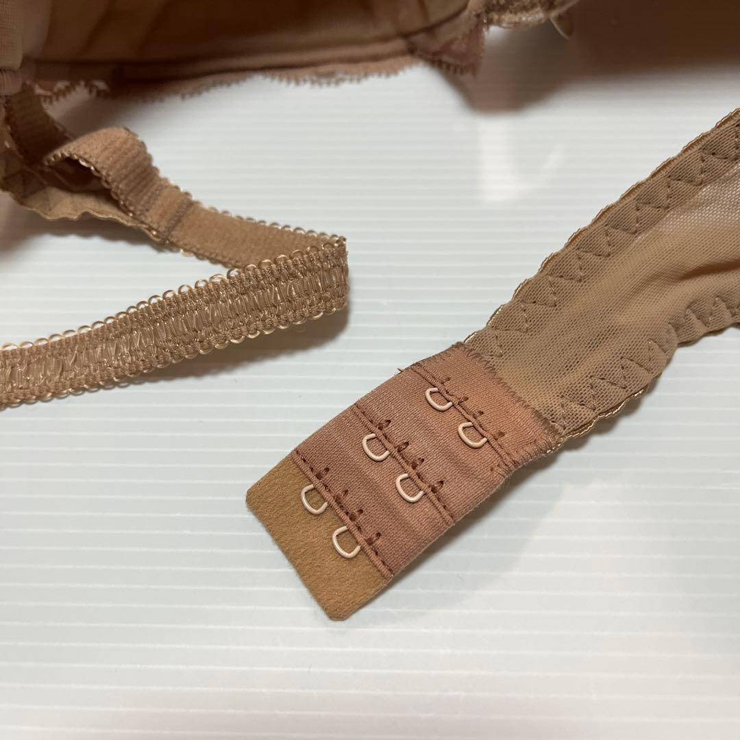 新品未使用　コレール　corele モカ ブラジャー　D70品番9475