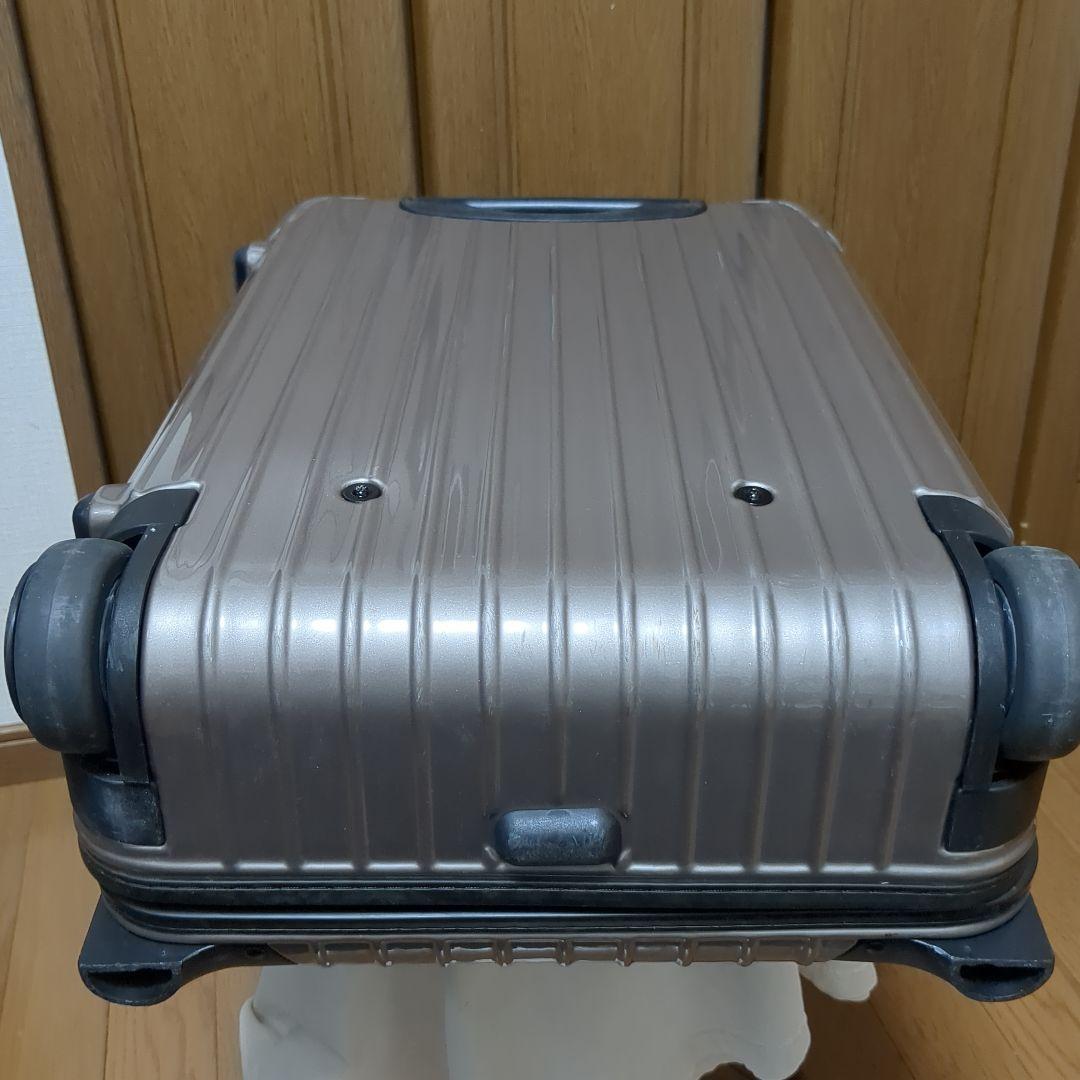 機内持ち込み 810.52 RIMOWA サルサ ポリカーボネート　2輪